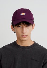 Dickies HARDWICK UNISEX - Naģene - plum perfect