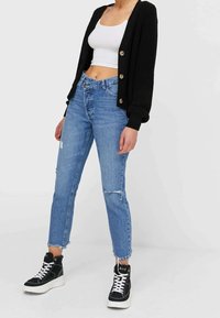 Stradivarius Chaqueta de punto - black