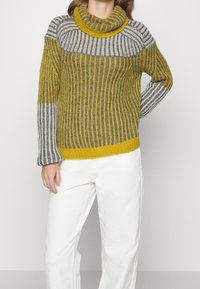 Esprit Collection Stickad tröja - grey