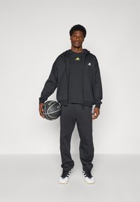 adidas Performance HOODY - Sudadera con cremallera - black