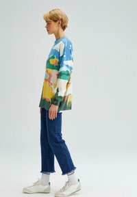 Touché Privé Vesta - patterned