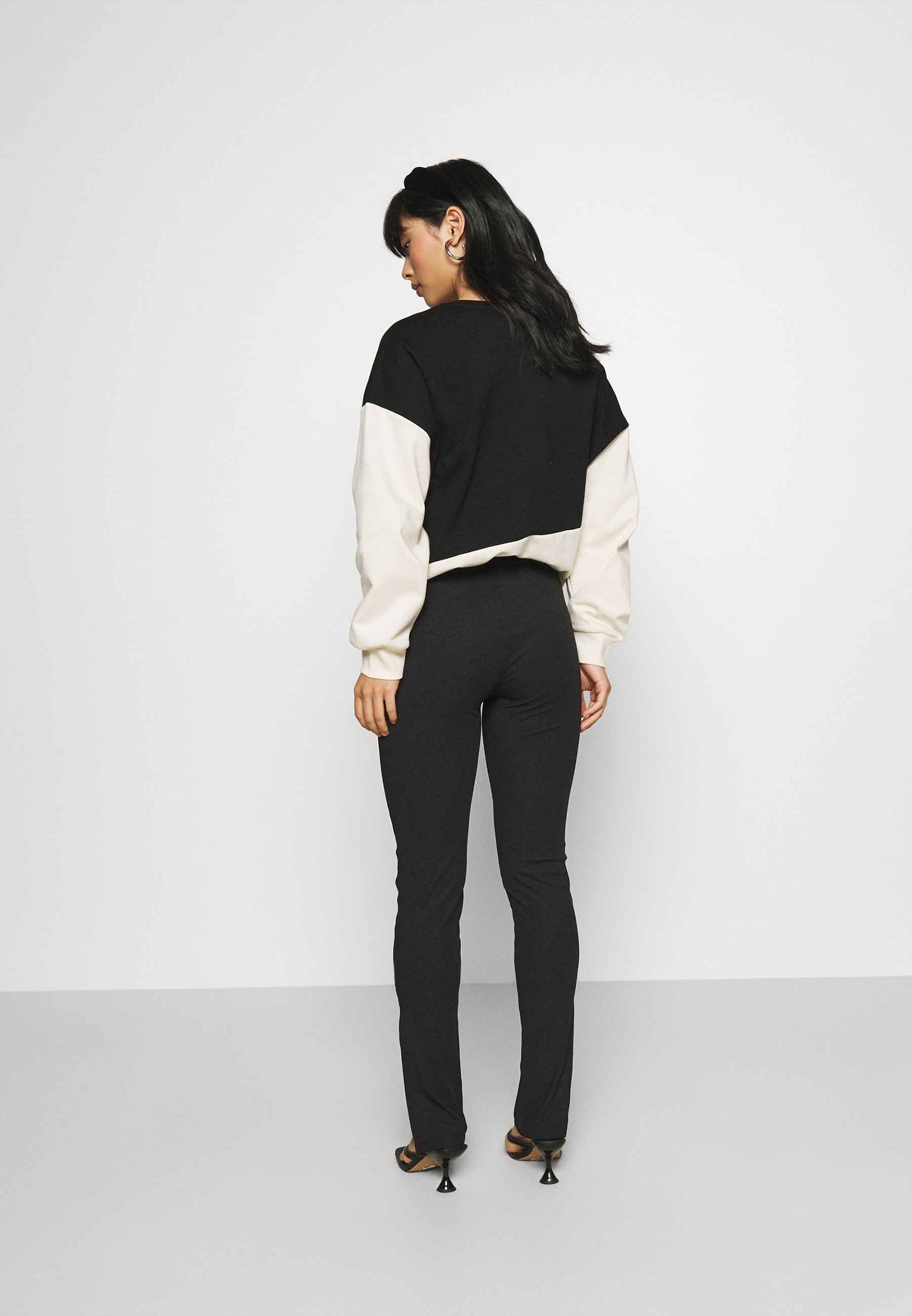 Femme SPLIT SIDE LEGGING PANT - Pantalon classique Femme SPLIT SIDE LEGGING PANT - Pantalon classique