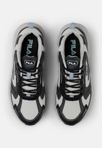 Fila KREATIX - Matalavartiset tennarit - black/nimbus cloud
