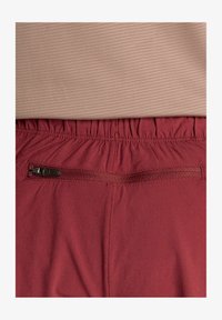 Selezionato, monarch burgundy