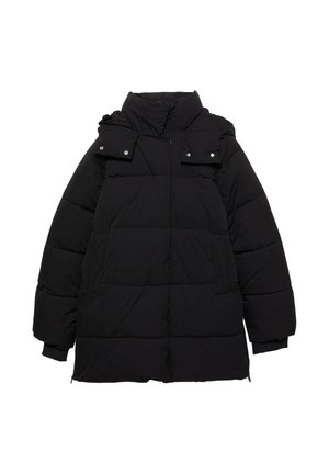 Schwarze Daunenjacke mit hohem Kragen, gepolsterten Abschnitten und Druckknopfakzenten. Sie hat lange Ärmel und Seitentaschen.