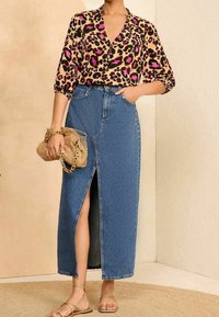 Love & Roses Blus - beige