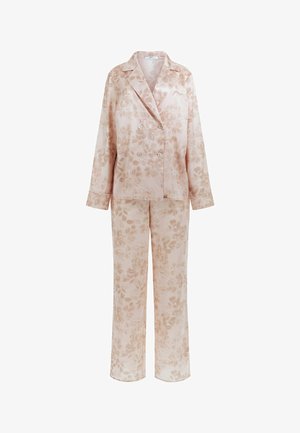 Satin pyjama set met een dubbelzijdige jas met een reverskraag en lange mouwen, en bijpassende broek, beide in een lichtroze bloempatroon.