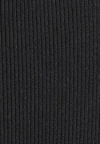 Thumbnail Image 7