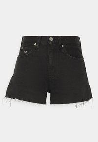 Pantalones cortos de mezclilla negra con dobladillo deshilachado, que cuentan con un diseño clásico de cinco bolsillos y cierre de botón de metal. Cintura de altura media.