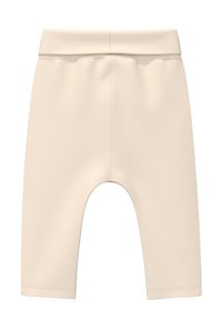 Beige Baumwollshorts mit elastischem Bund und gerader Passform. Sie verfügen über eine glatte Textur und ein knielanges Design ohne sichtbare Metallteile.