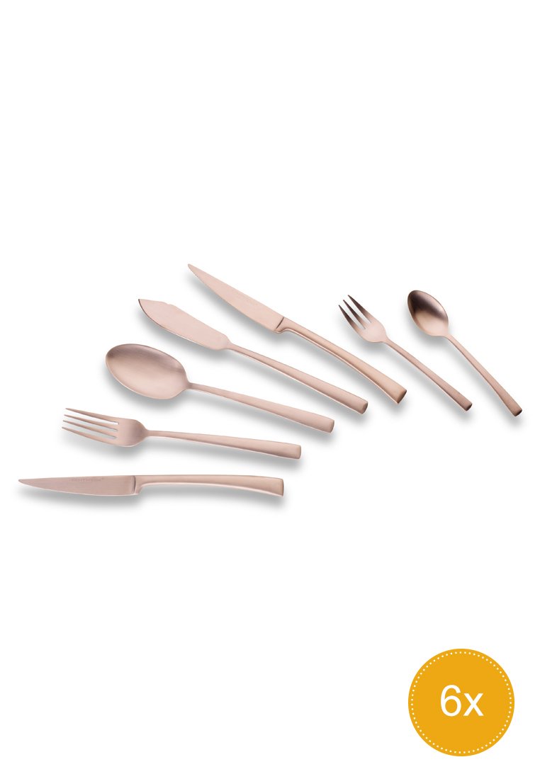 Zestaw sześciu sztuk sztućców w kolorze różowego złota, w tym dwa noże, dwa widelce i dwie łyżki, charakteryzujący się gładkim wykończeniem i minimalistycznym designem.