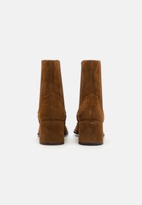 ÁNGEL ALARCÓN Classic ankle boots - mogano