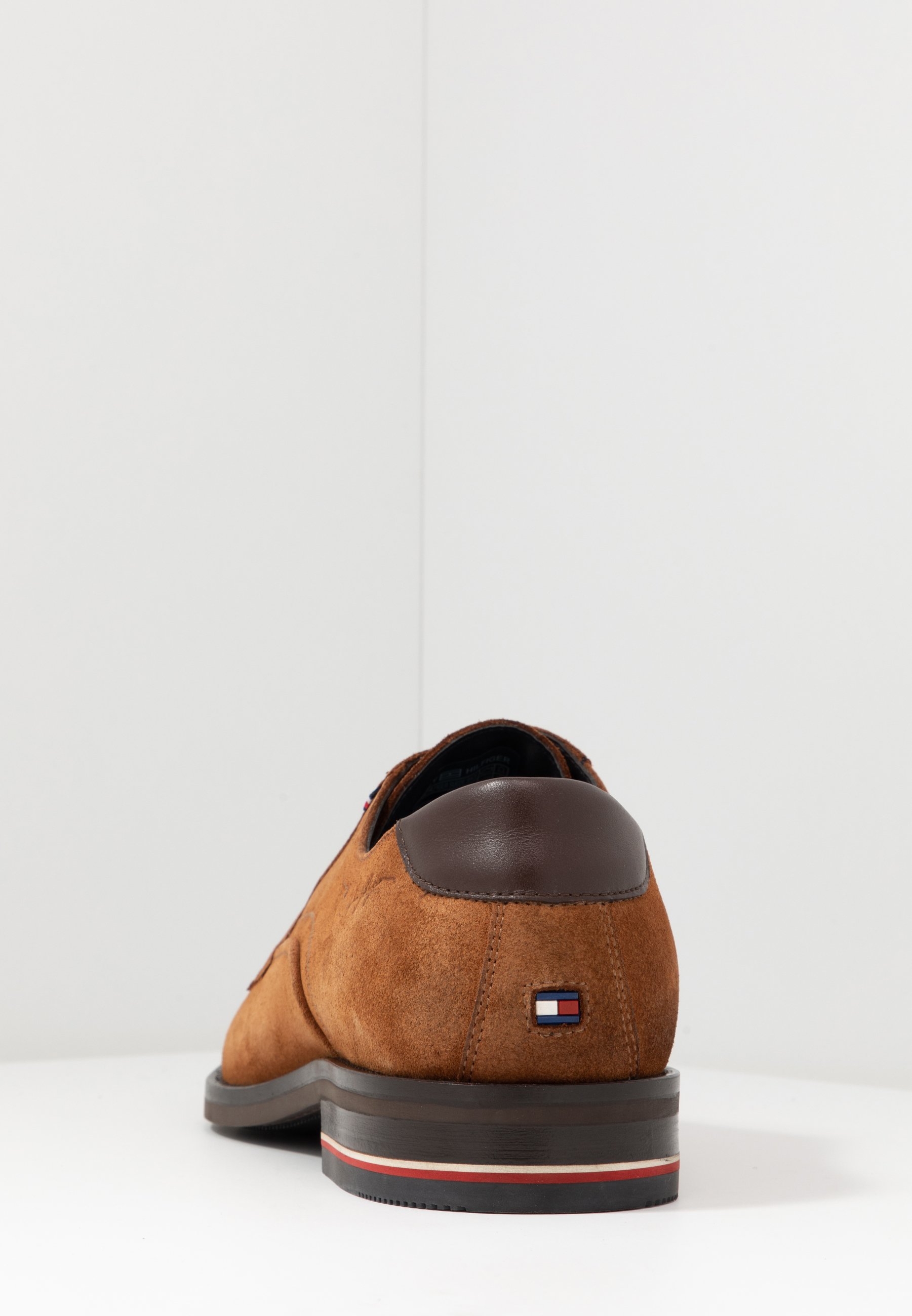 tommy hilfiger derbies