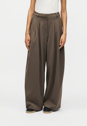 adidas Originals, PLEATED - Pantaloni - green