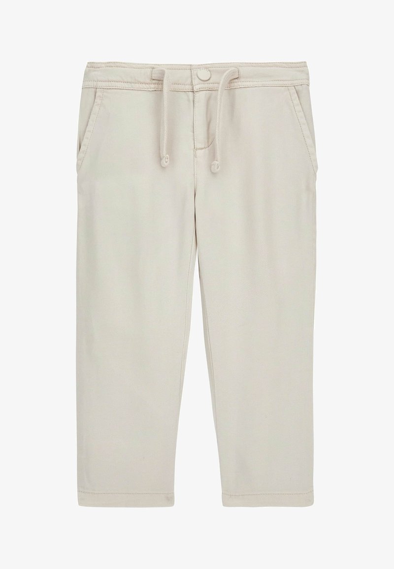 Pantaloni cropped color beige chiaro realizzati in tessuto morbido. Presentano due tasche laterali, una vita con cordoncino e cuciture pulite lungo i bordi.