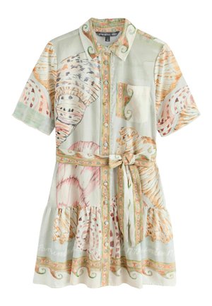Kurzärmliges Hemdkleid mit Muschelmustern, Brusttasche, Kragen und gebundenem Taillengürtel in Pastellfarben.