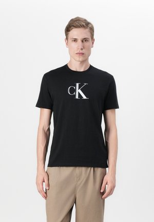 CENTER MONOGRAM CLASSIC - Print T-shirt - black