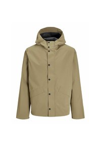Beige waterdichte jas met een capuchon, voorzien van een voorkant met drukknoopsluiting, twee schuine zijzakken en een gladde textuur.