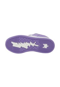 Lila Sneaker-Außensohle mit strukturiertem Oberfläche, geometrischen Mustern und weißen Logodetails. Ausgestattet mit einer Gummisohle für besseren Halt.