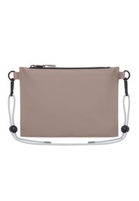 Borsa rettangolare beige con una texture di tessuto liscia, chiusura con zip nella parte superiore e tracolla grigia regolabile con dettagli in hardware nero.