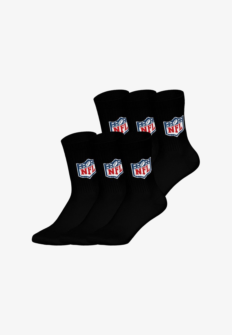 Schwarze Baumwollsocken im Set von fünf, mit einem gewebten NFL-Logo in Rot, Weiß und Blau. Gerippter Design am oberen Ende für zusätzliche Struktur.