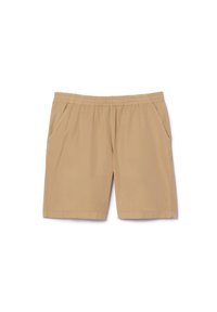 Pantalones cortos beis hechos de una tela ligera con una cintura elástica, que cuentan con dos bolsillos laterales y un corte sencillo y relajado.