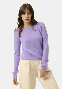 Just Cashmere ROUND NECK - Stickad tröja - lavande