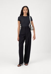 Rouge Edit VISADIE TROUSER - Trousers - meteorite