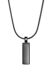 Pandantiv din metal negru pe un lanț împletit negru, având o formă rectangulară cu o suprafață netedă și un finisaj mat.