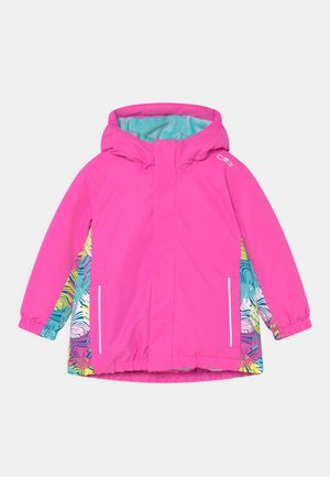 Rosa wasserdichte Jacke mit Kapuze, mit bunten tropischen Mustern an den Seiten und Ärmeln sowie weißen reflektierenden Reißverschlüssen.