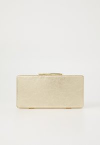 Gull clutch-veske med en jevn metallisk finish, rektangulær form og en enkel lås. Ingen synlige mønstre eller dekorasjoner.