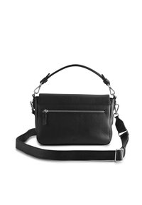 Borsa a tracolla in pelle nera con tasca frontale con zip, superficie testurizzata, tracolla regolabile e doppio manico superiore. Accenti in metallo argentato.