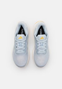 adidas Performance SUPERNOVA RISE - Bėgimo batai plentui - halo blue/blue