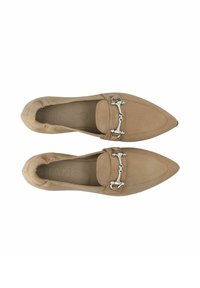 Beige suede pointy-toed loafers with a silver chain accent across the upper. Smooth texture, elastic collar for ease of wear.
