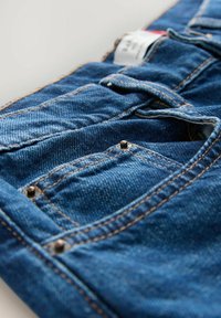 Sirgete säärtega teksad - denim dark blue