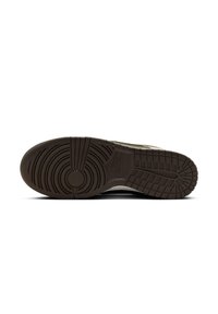 Nike Sportswear DUNK LOW RETRO - Stringate sportive - medium olive sail ironstone jade horizon