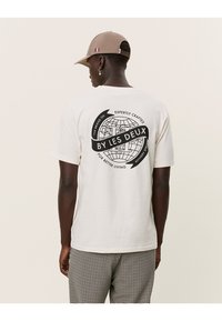 Les Deux GLOBE - Print T-shirt - ivory/black