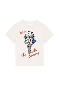 Cremfarbendes Baumwoll-T-Shirt mit einer schwarz umrandeten Illustration eines Eisbechers und rotem Text "Lass die Süßigkeiten kommen."