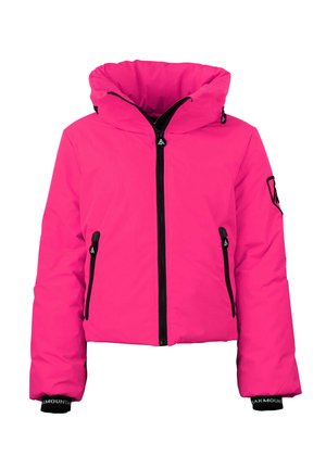 Veste rembourrée rose vif avec un col montant et une capuche amovible. Présente des zips noirs et des poignets élastiques avec un logo.