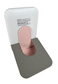 Gefalteter STYLPRO On Tour Reisenspiegel mit weißem Rückenteil, pinkem Scharnier und grauem strukturiertem Sockel, mit Produktetikett und Sicherheitsmarkierungen.