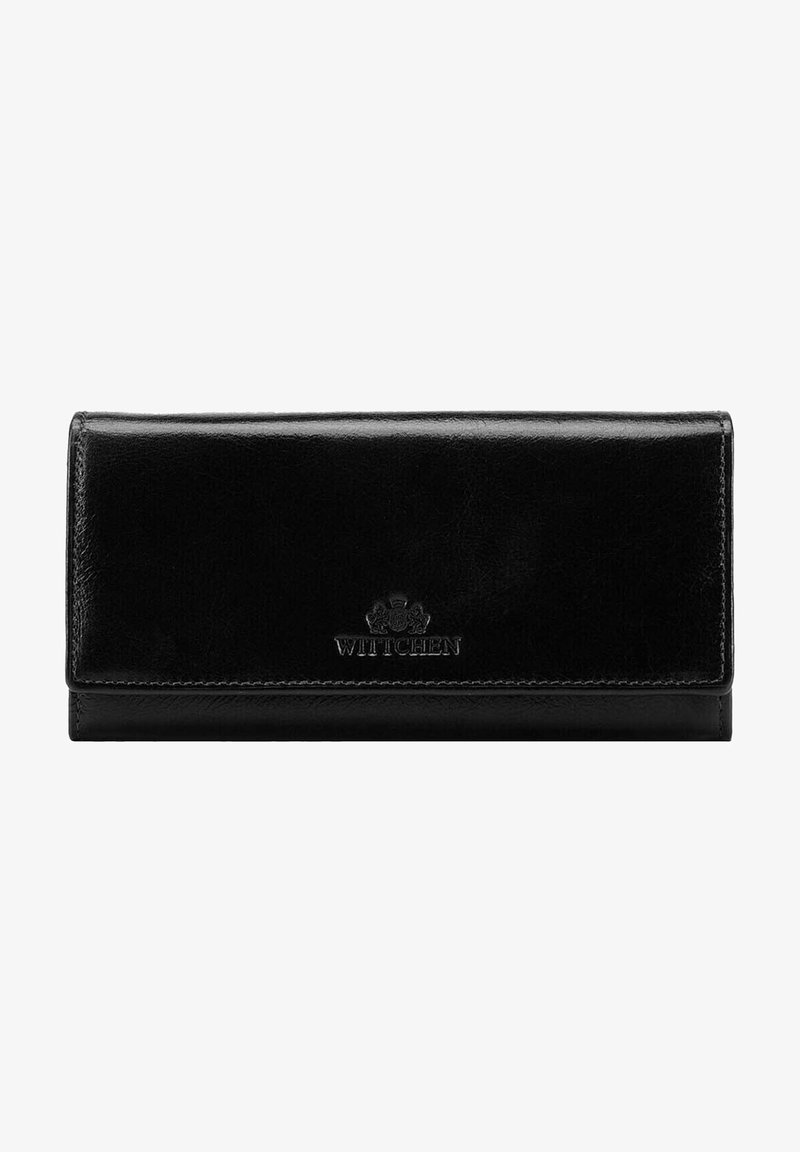 Czarny skórzany portfel o gładkiej fakturze, z zagiętym fasonem i tłoczonym logo "WITTCHEN" z przodu.
