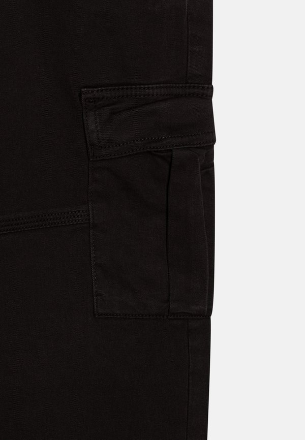 NKMRYAN - Cargo trousers2