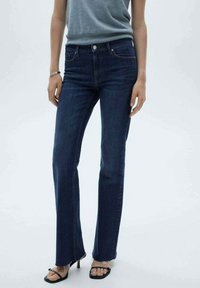 Mango Vaqueros a campana - dark blue