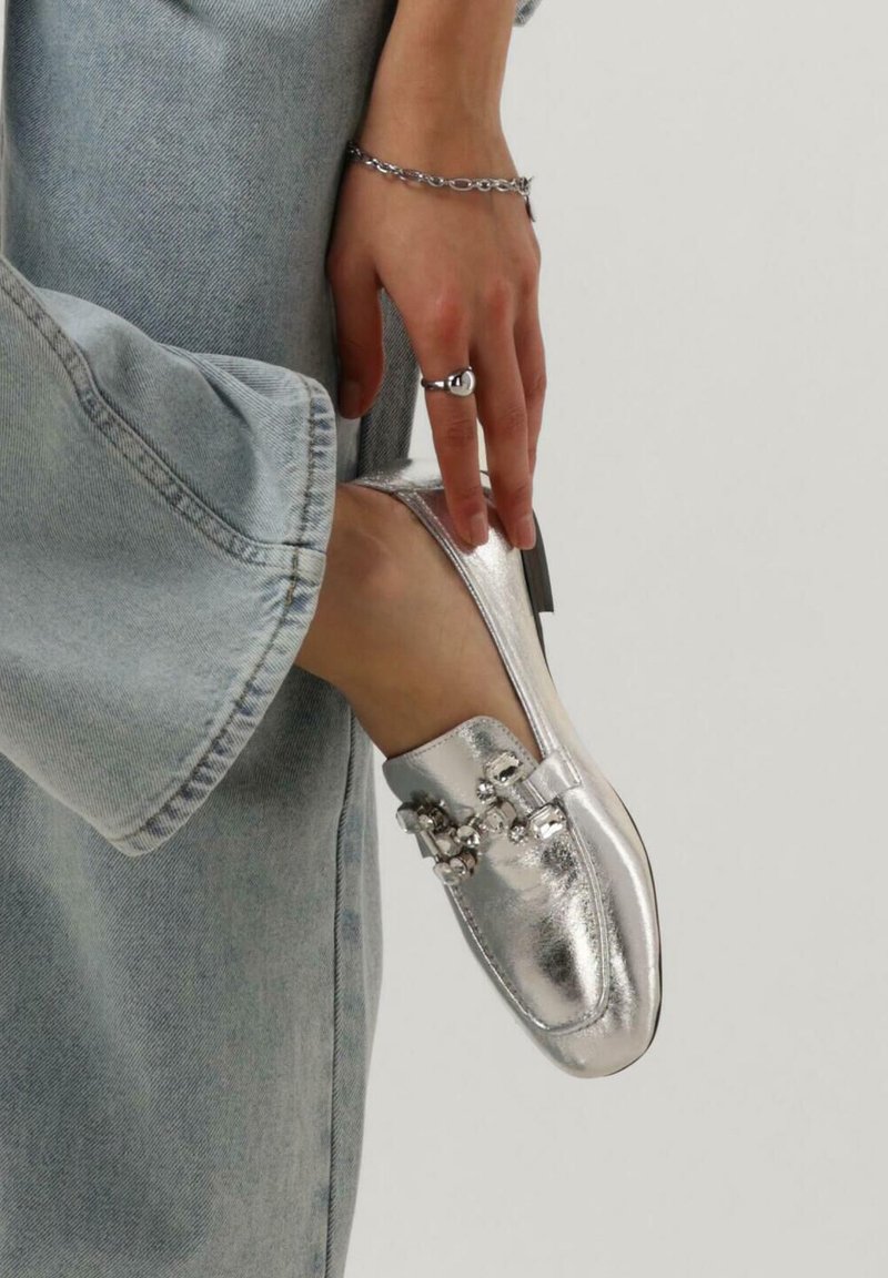 Notre-V Instappers - zilver