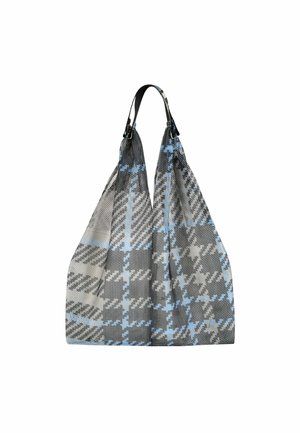 Sac fourre-tout en tissu doux avec un motif pied-de-poule noir, gris et bleu clair et deux courtes poignées en cuir noir.