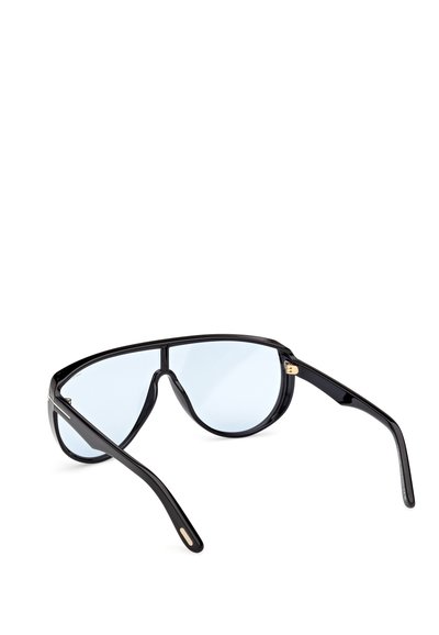 Aviator-lasit mustilla muovikehyksillä ja vaaleansinisillä linsseillä. Ominaisuuksiin kuuluu sileä pinta ja kultasävytetty koriste lähellä saranointia.