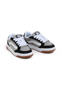 Vans HYLANE - Sneaker low - black drizzle