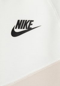 Nike Sportswear TECH UNISEX SET - Fato de treino - light orewood brown