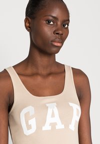 GAP TANK - Top - sand khaki