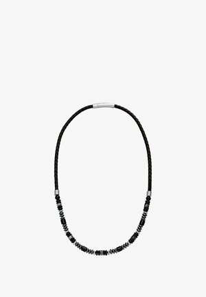 Schwarzes geflochtenes Lederhalsband mit abwechselnd schwarzen und silbernen Perlen sowie einem silbernen Magnetverschluss.